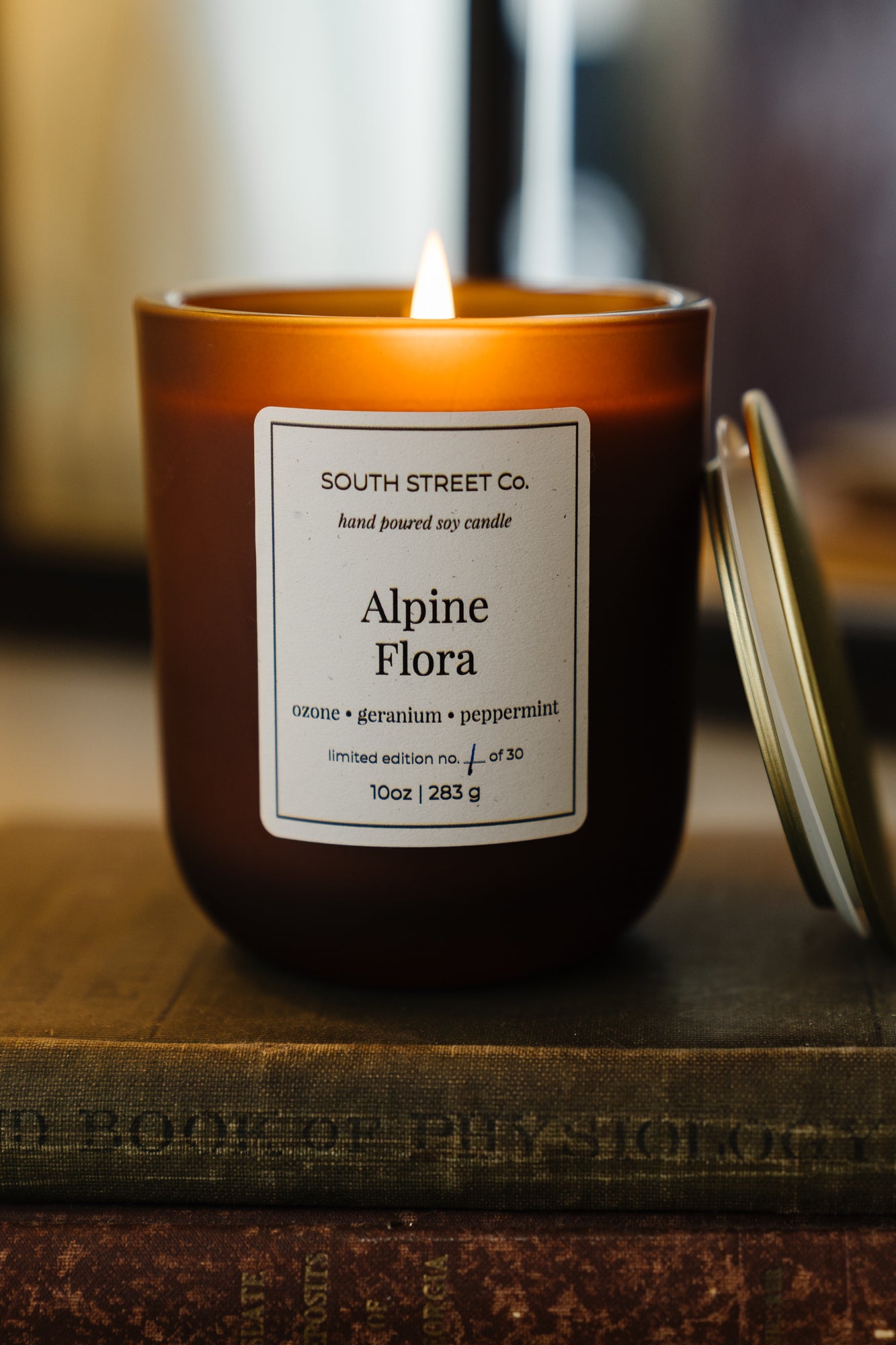 Alpine Flora - 10 oz Luxury Soy Candle
