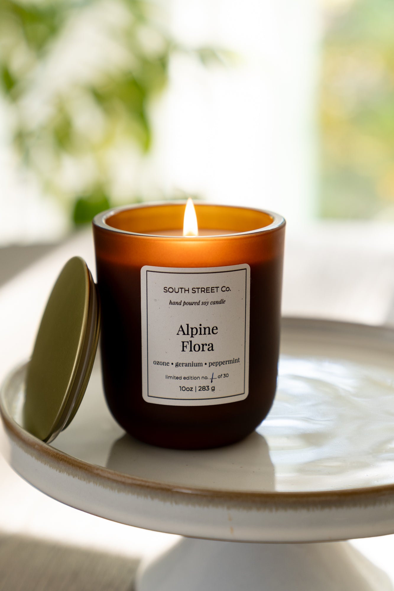 Alpine Flora - 10 oz Luxury Soy Candle
